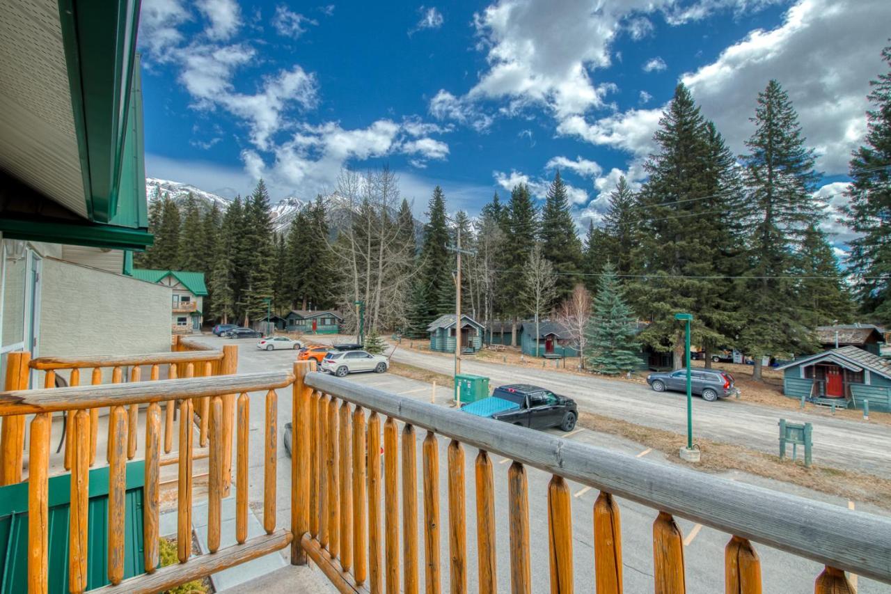 Beautiful Newly Reno 2Bdm 2 Bth Sleep Up To 6 Adults & Kids Mountain View Townhouse Suite Canmore Esterno foto