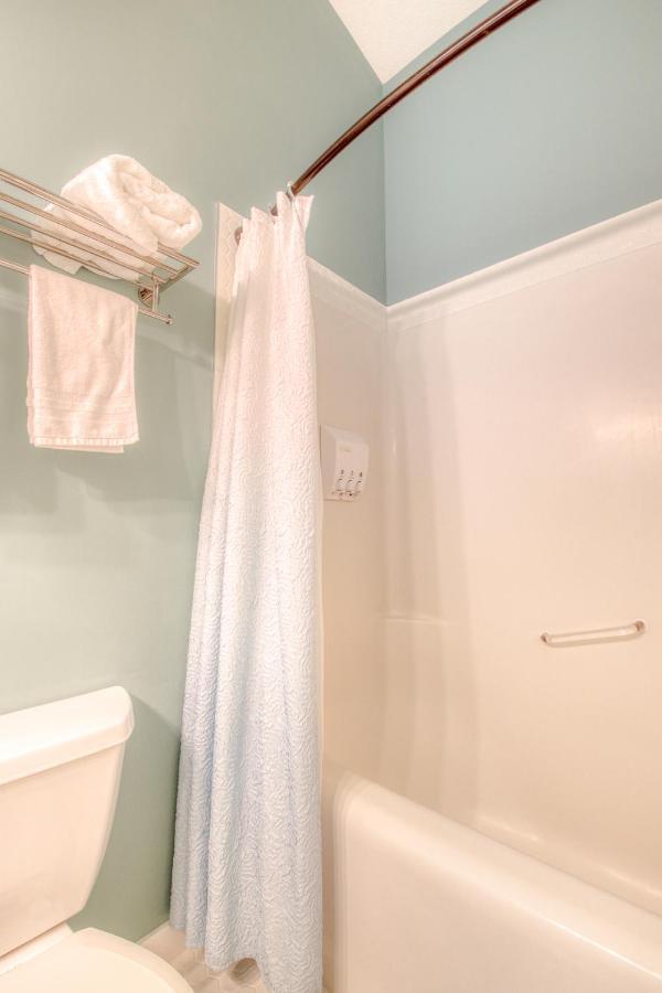 Beautiful Newly Reno 2Bdm 2 Bth Sleep Up To 6 Adults & Kids Mountain View Townhouse Suite Canmore Esterno foto