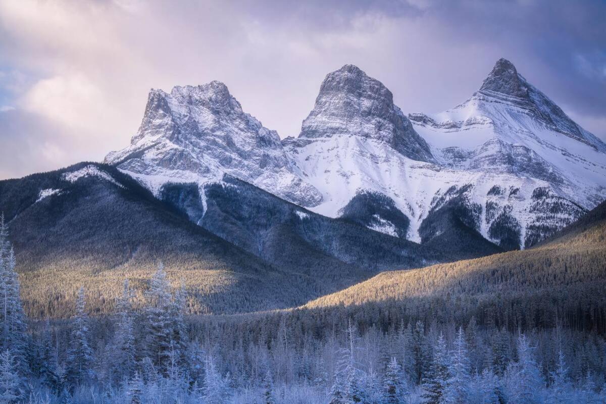 Beautiful Newly Reno 2Bdm 2 Bth Sleep Up To 6 Adults & Kids Mountain View Townhouse Suite Canmore Esterno foto